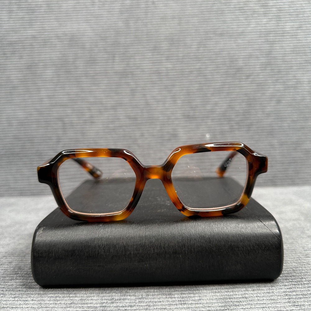 eyebobs Eye-Con Tortoise Shell Square Reading Y2K Glasses 3461-19 47-22-145 +2.0